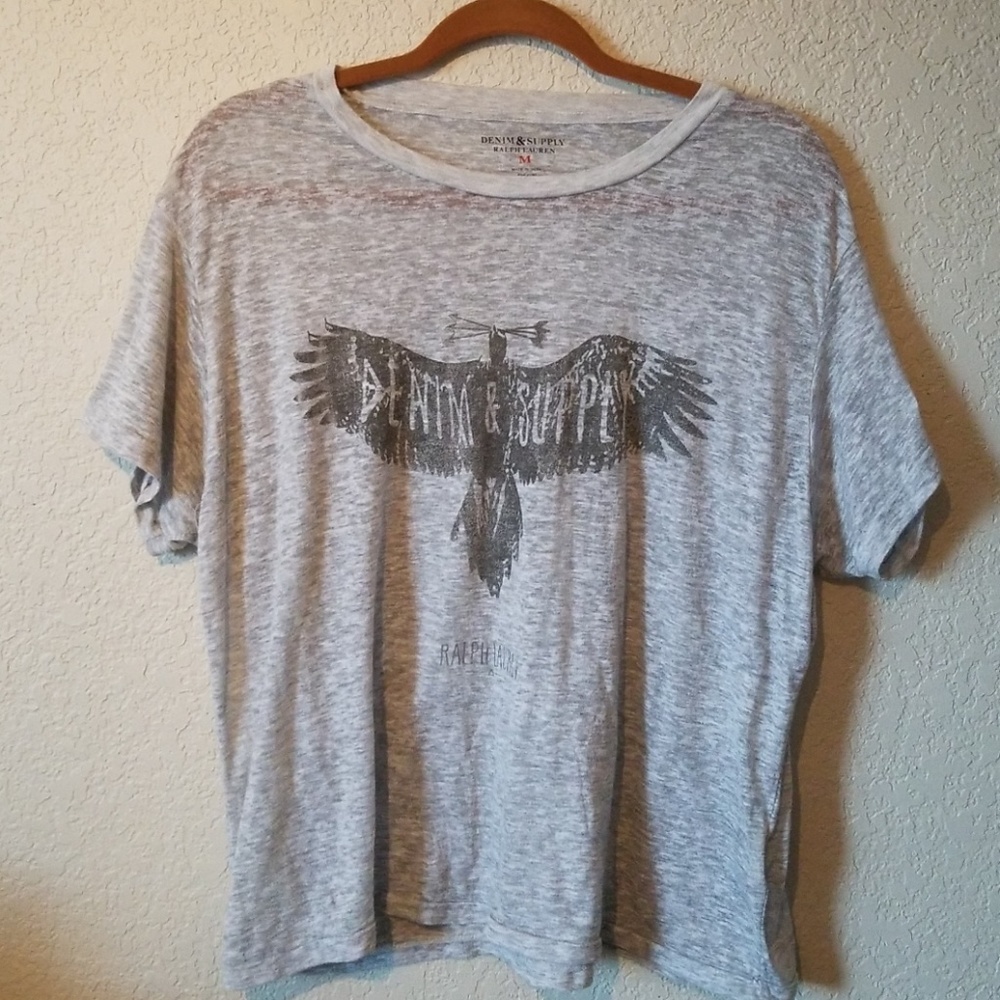 Graphic tee